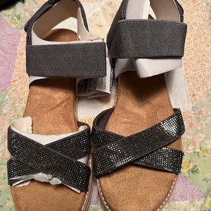 Size 8 Bobs Skechers dress sandal NWT